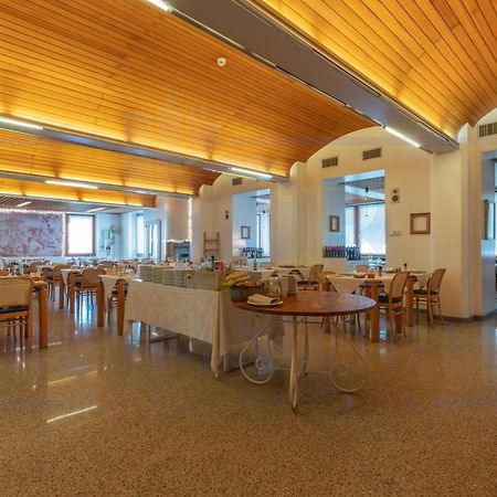 Albergo Sorriso Boario Terme Εξωτερικό φωτογραφία